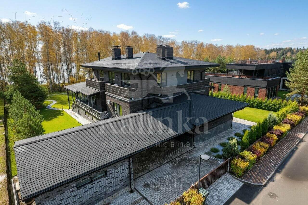 2-этажный коттедж 950 м² с отделкой