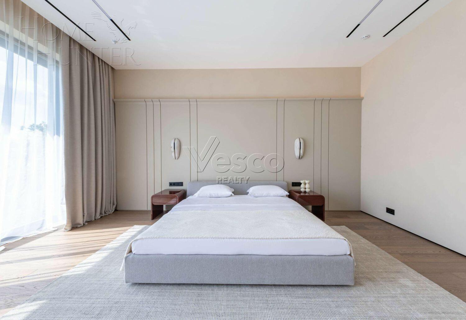 2-этажный коттедж 1 150 м² с отделкой