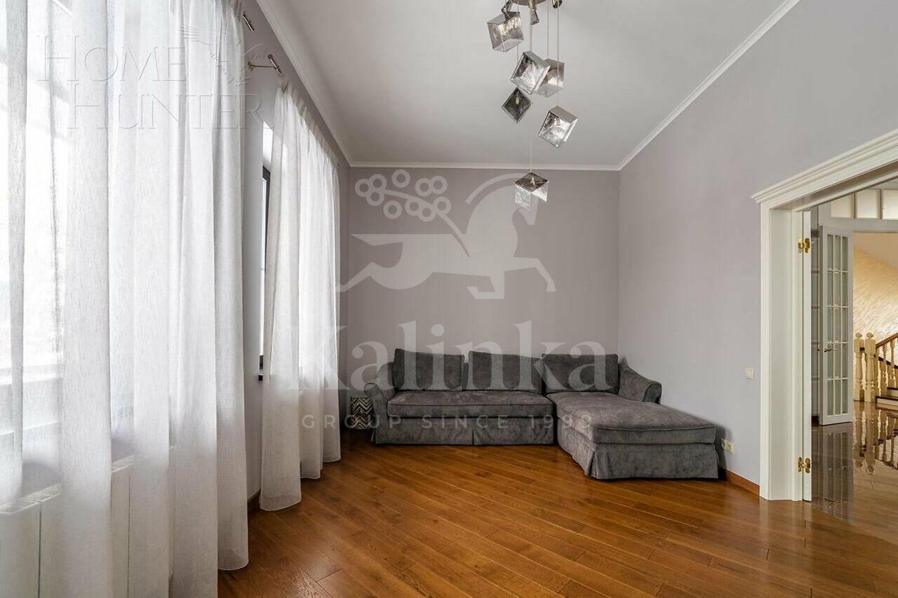 2-этажный коттедж 950 м² с отделкой
