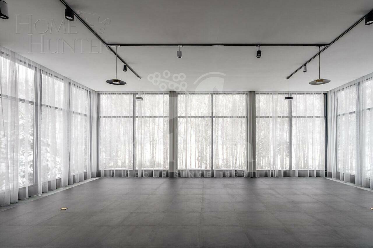 2-этажный коттедж 950 м² с отделкой