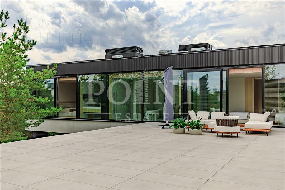 2-этажный коттедж 1 050 м² с отделкой