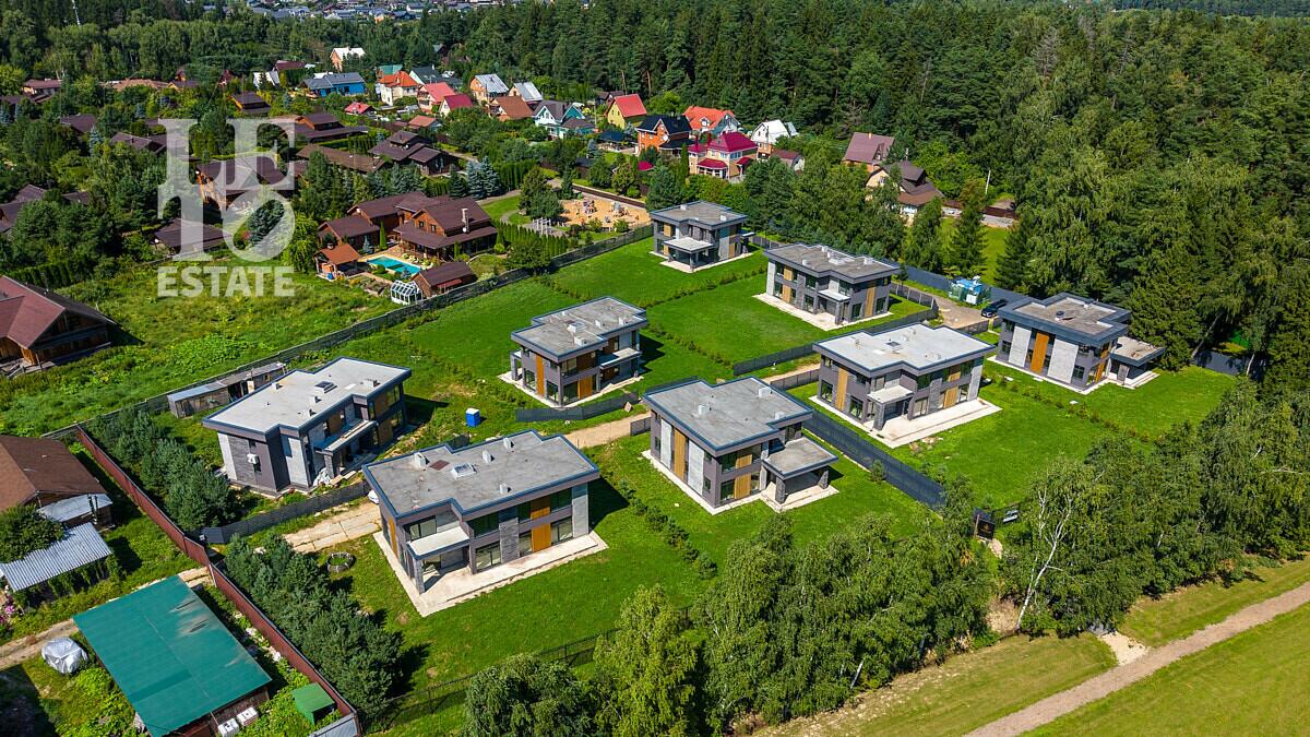 1-этажный коттедж 289 м² без отделки