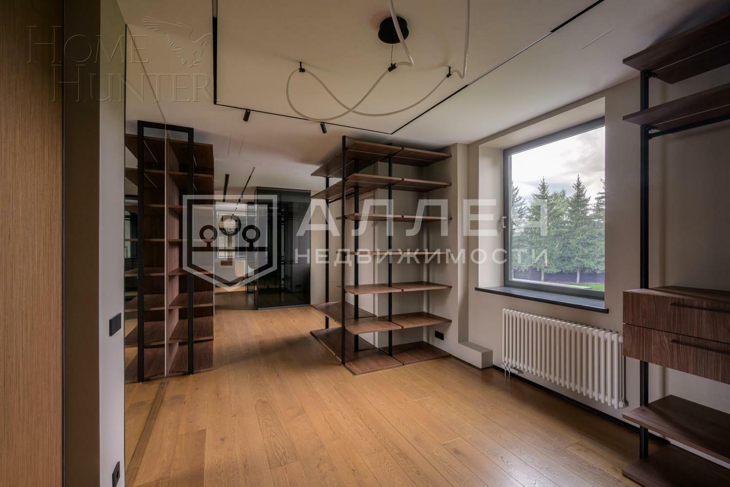 3-этажный коттедж 2 150 м² с отделкой