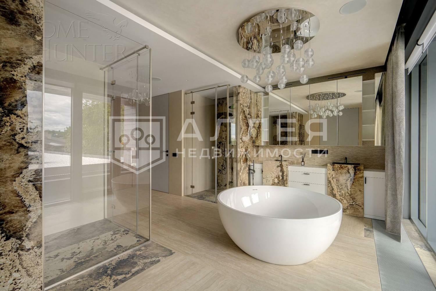 3-этажный коттедж 2 150 м² с отделкой