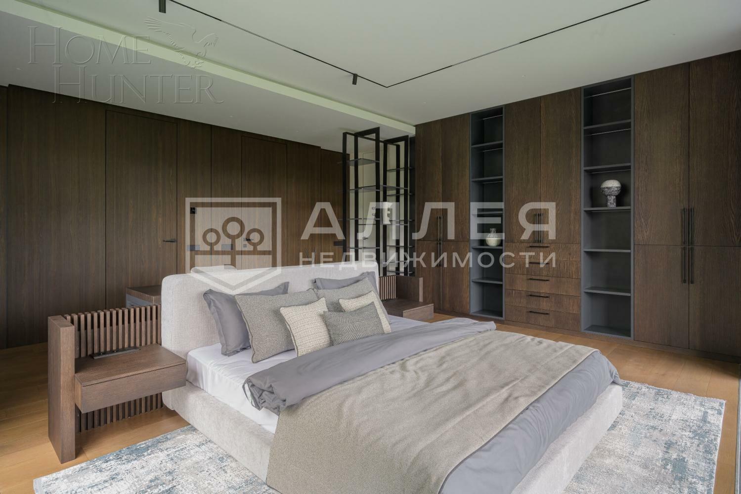 3-этажный коттедж 2 150 м² с отделкой