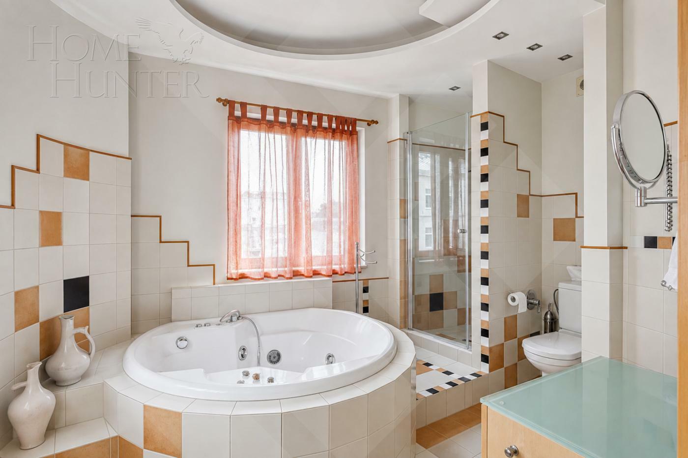 4-КОМН. КВАРТИРА С ОТДЕЛКОЙ 133.8 М² НА 4 ЭТАЖЕ