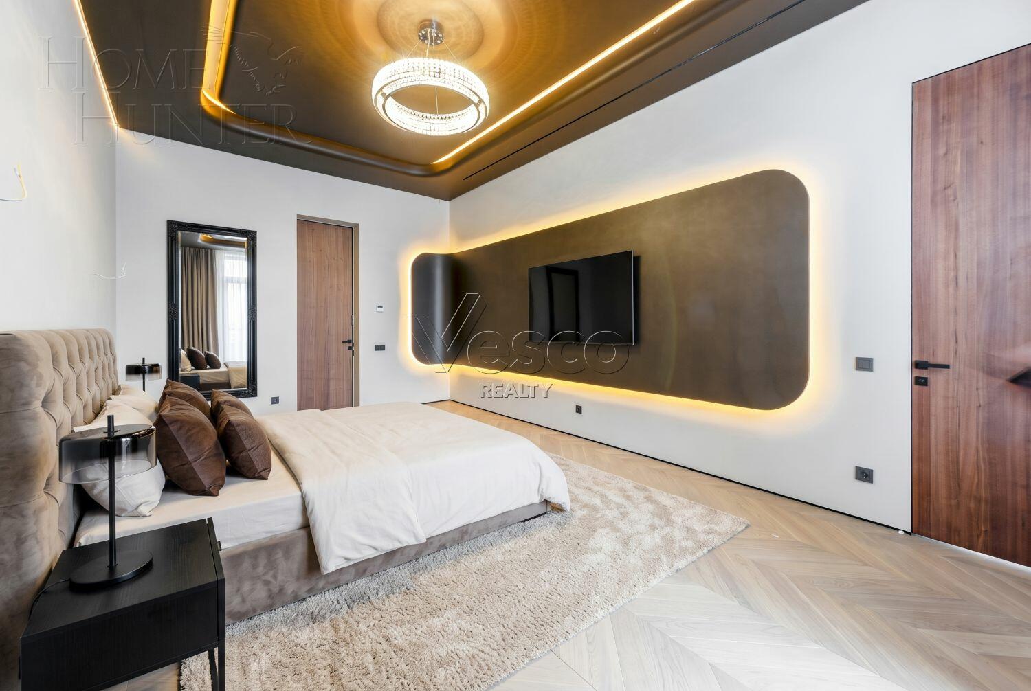 2-этажный коттедж 900 м² без отделки
