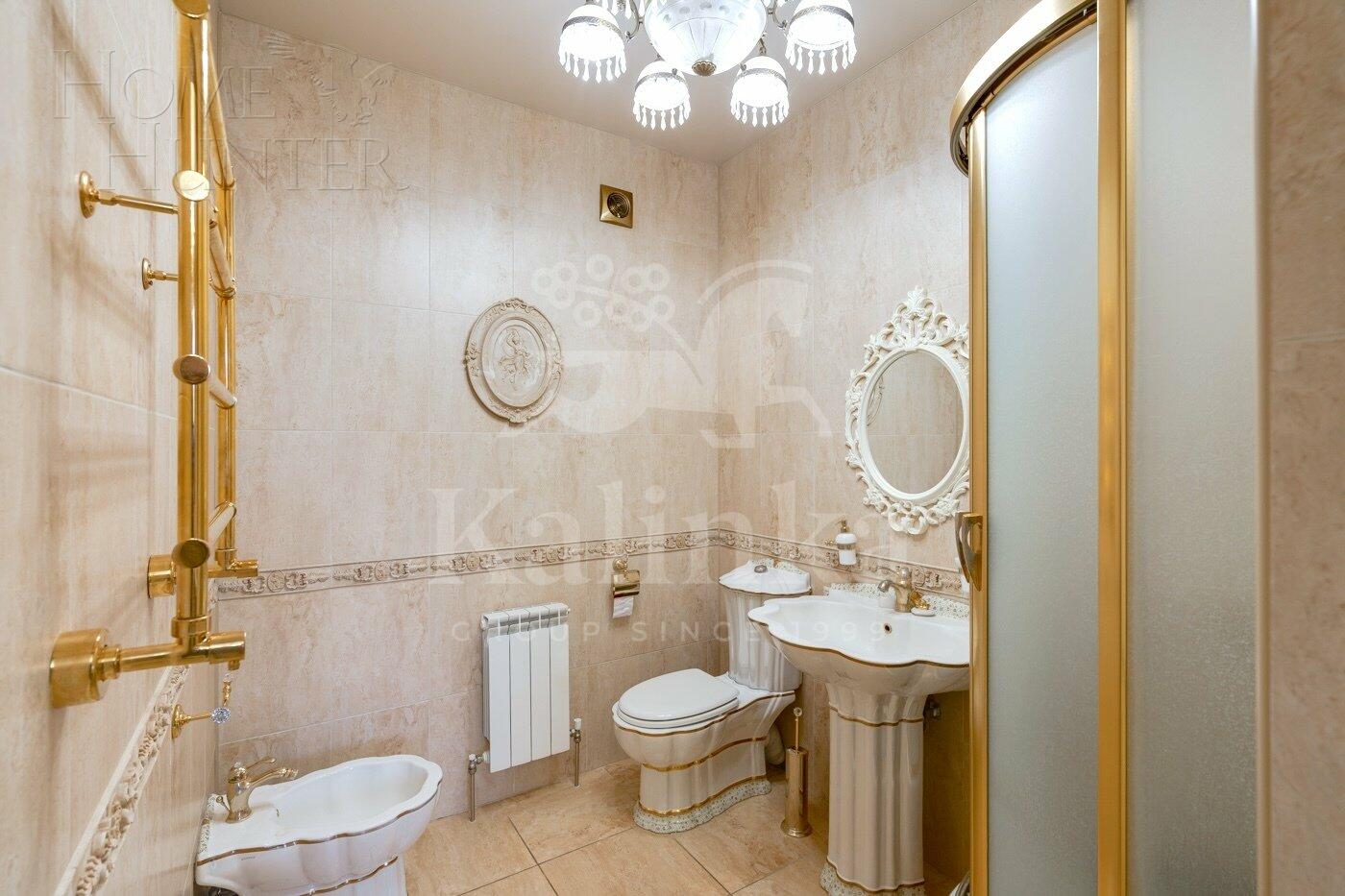 3-этажный коттедж 310 м² с отделкой