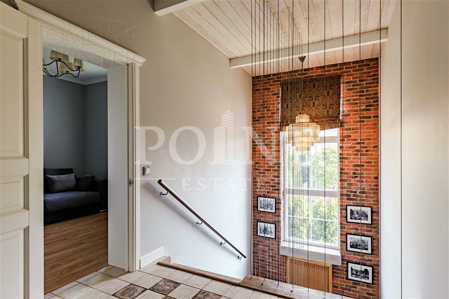 2-этажный коттедж 260 м² с отделкой