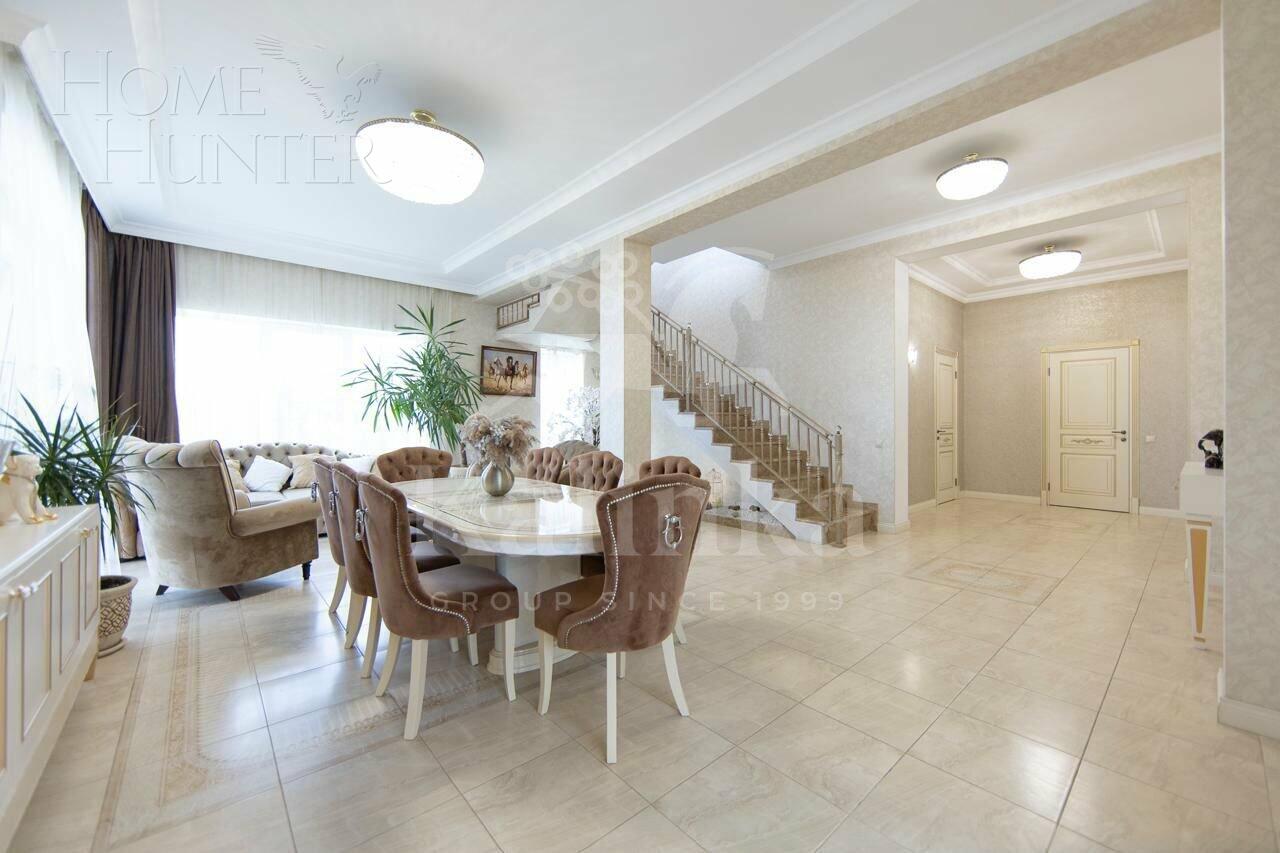 2-этажный коттедж 322 м² с отделкой
