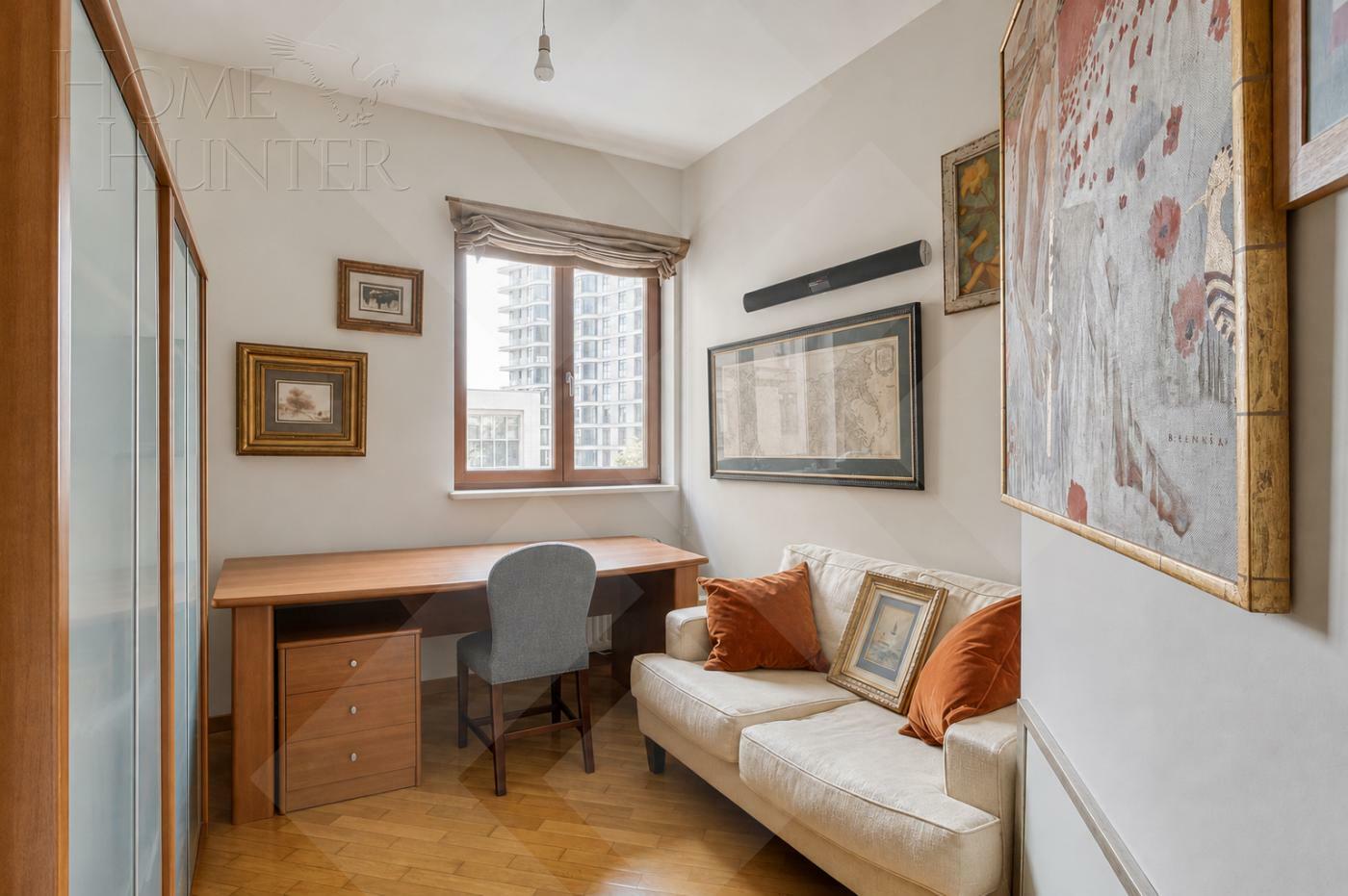 4-КОМН. КВАРТИРА С ОТДЕЛКОЙ 133.8 М² НА 4 ЭТАЖЕ