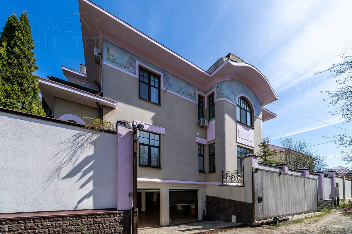 2-этажный коттедж 630 м² с отделкой