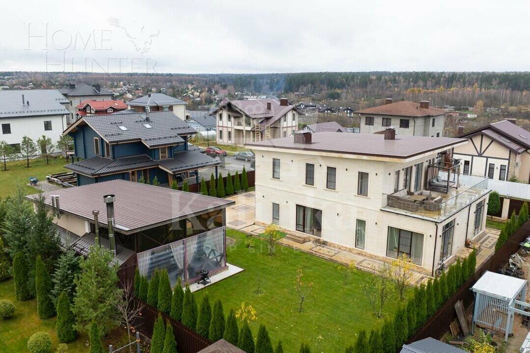 2-этажный коттедж 322 м² с отделкой