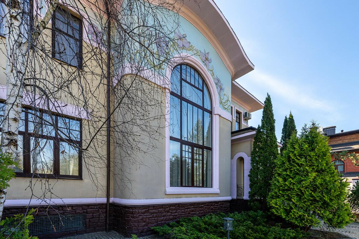 2-этажный коттедж 630 м² с отделкой