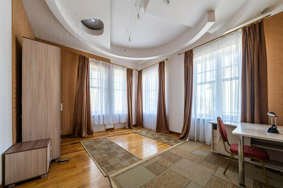 2-этажный коттедж 630 м² с отделкой