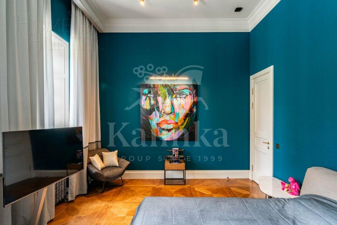 2-этажный коттедж 1 153 м² с отделкой