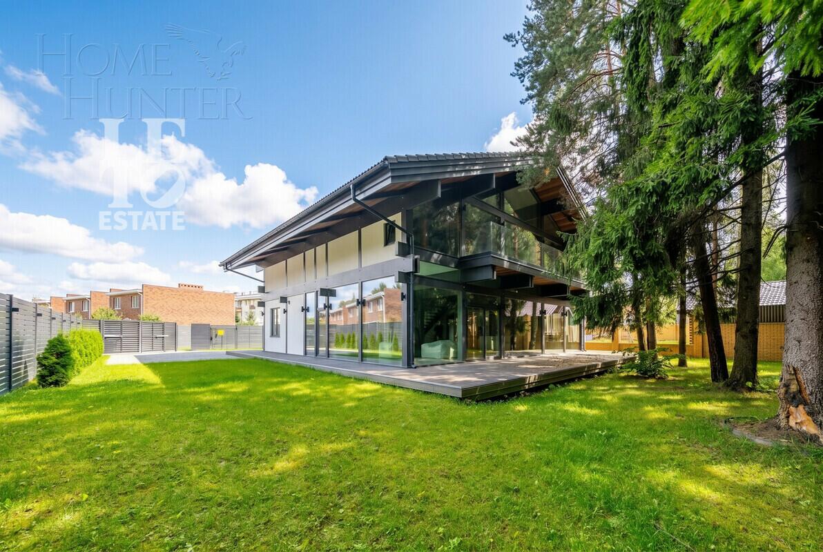 2-этажный коттедж 360 м² с отделкой