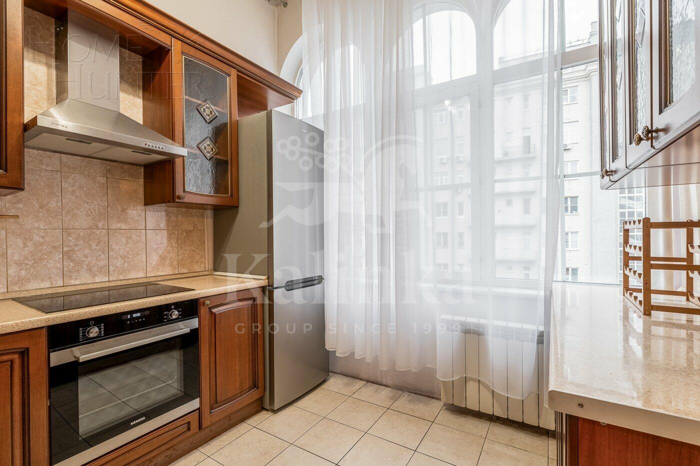 2-УРОВНЕВАЯ КВАРТИРА С ОТДЕЛКОЙ 293 М² НА 6 ЭТАЖЕ