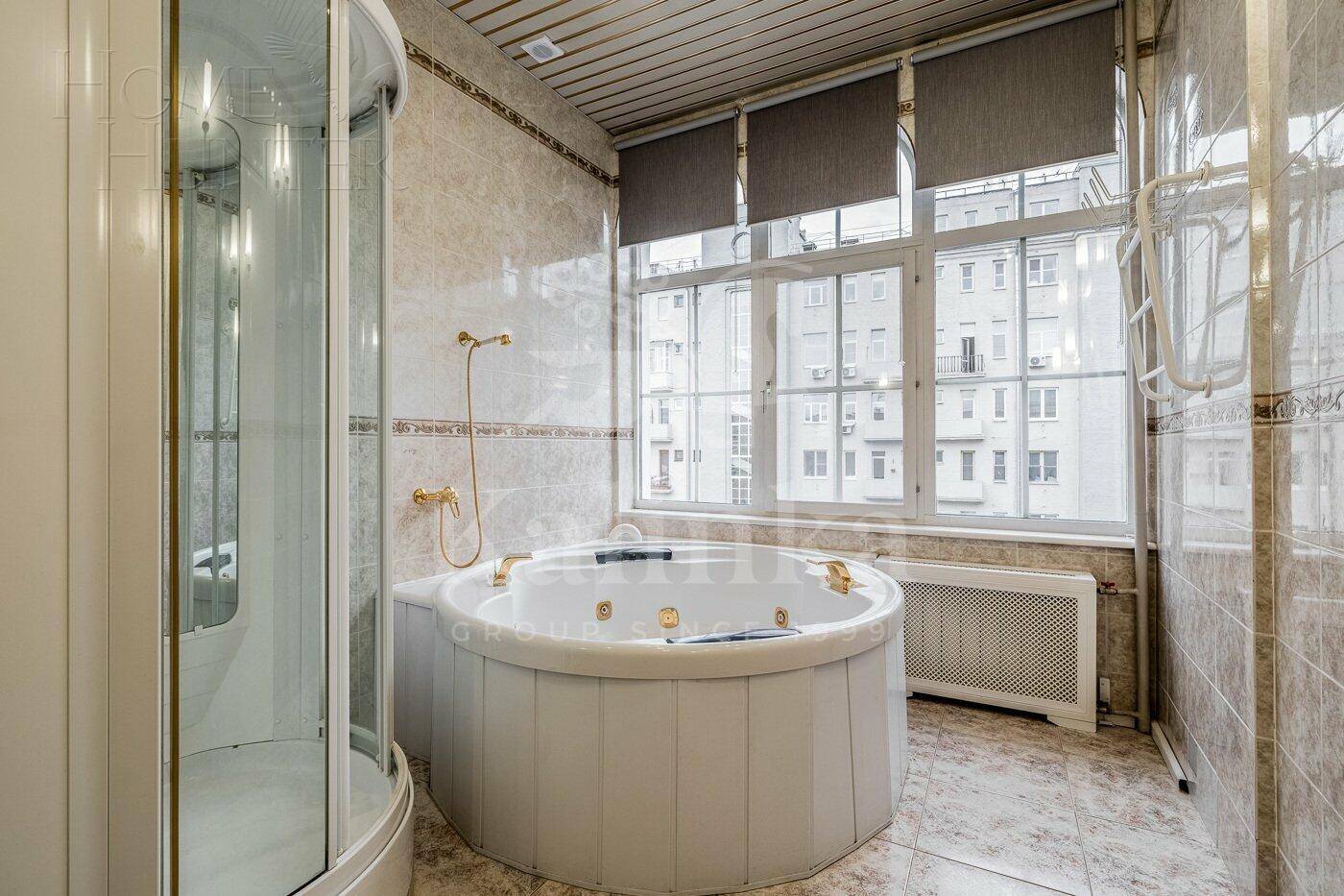 2-УРОВНЕВАЯ КВАРТИРА С ОТДЕЛКОЙ 293 М² НА 6 ЭТАЖЕ