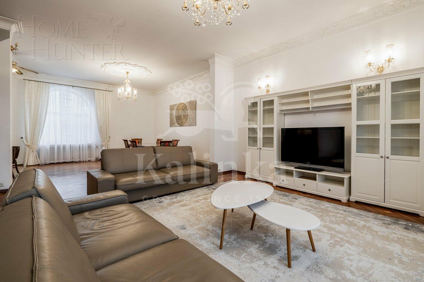 2-УРОВНЕВАЯ КВАРТИРА С ОТДЕЛКОЙ 293 М² НА 6 ЭТАЖЕ