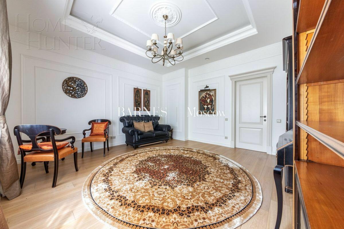 2-этажный коттедж 540 м² с отделкой
