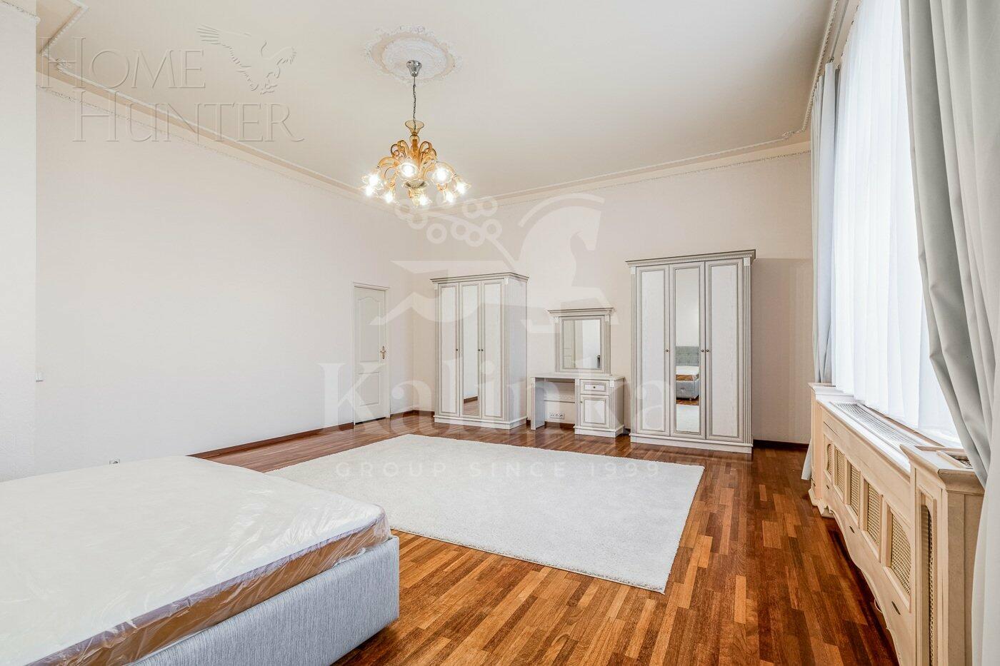 2-УРОВНЕВАЯ КВАРТИРА С ОТДЕЛКОЙ 293 М² НА 6 ЭТАЖЕ