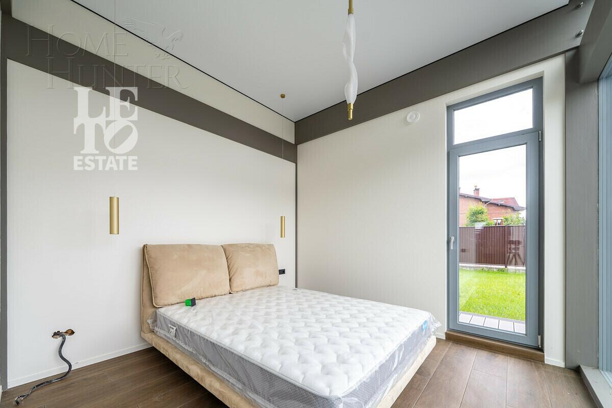 2-этажный коттедж 240 м² с отделкой