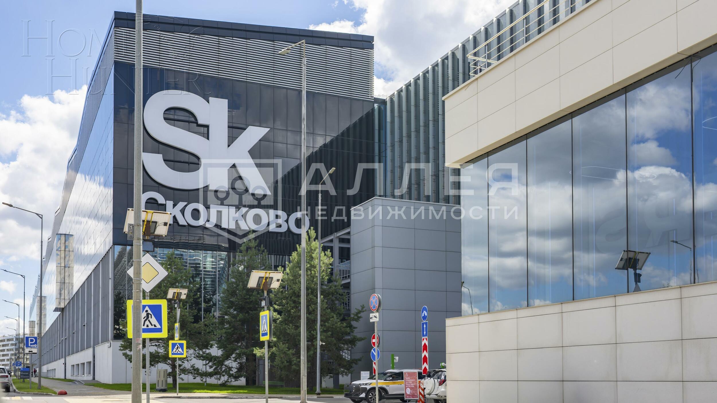 2-этажный коттедж 560 м² без отделки