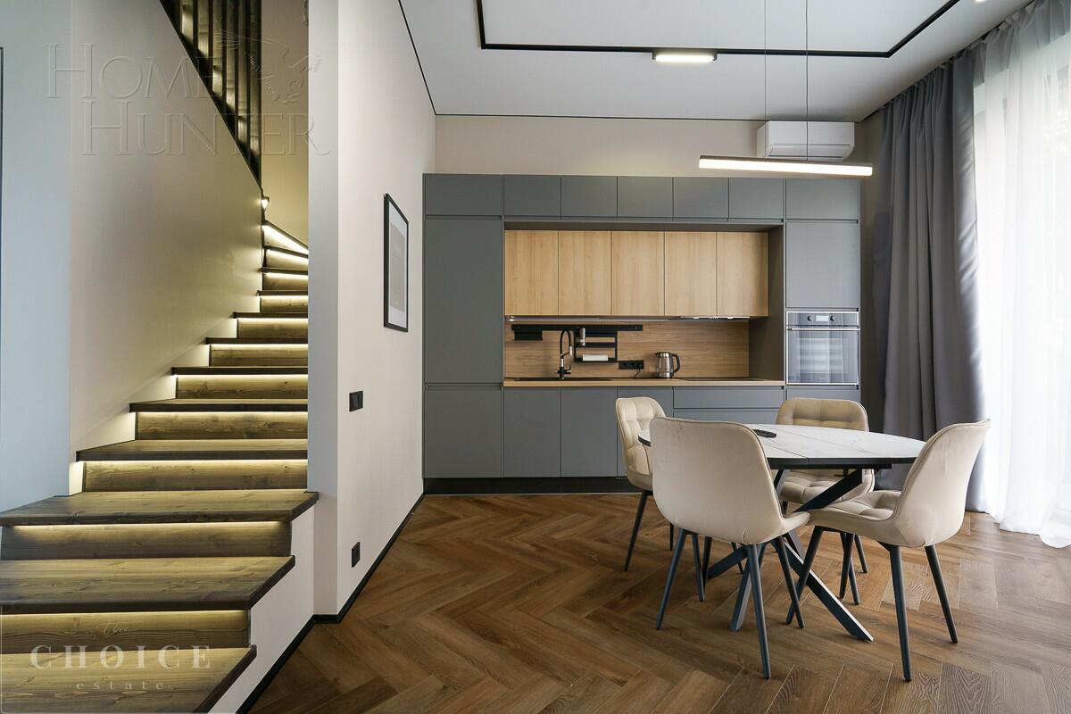 3-этажный таунхаус 168.6 м² с отделкой