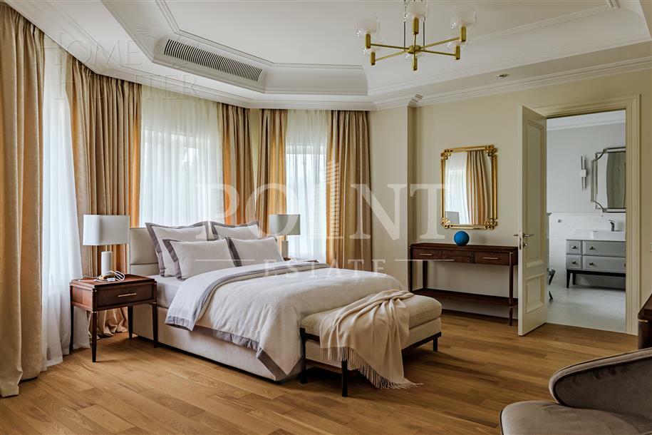 2-этажный коттедж 1 300 м² с отделкой
