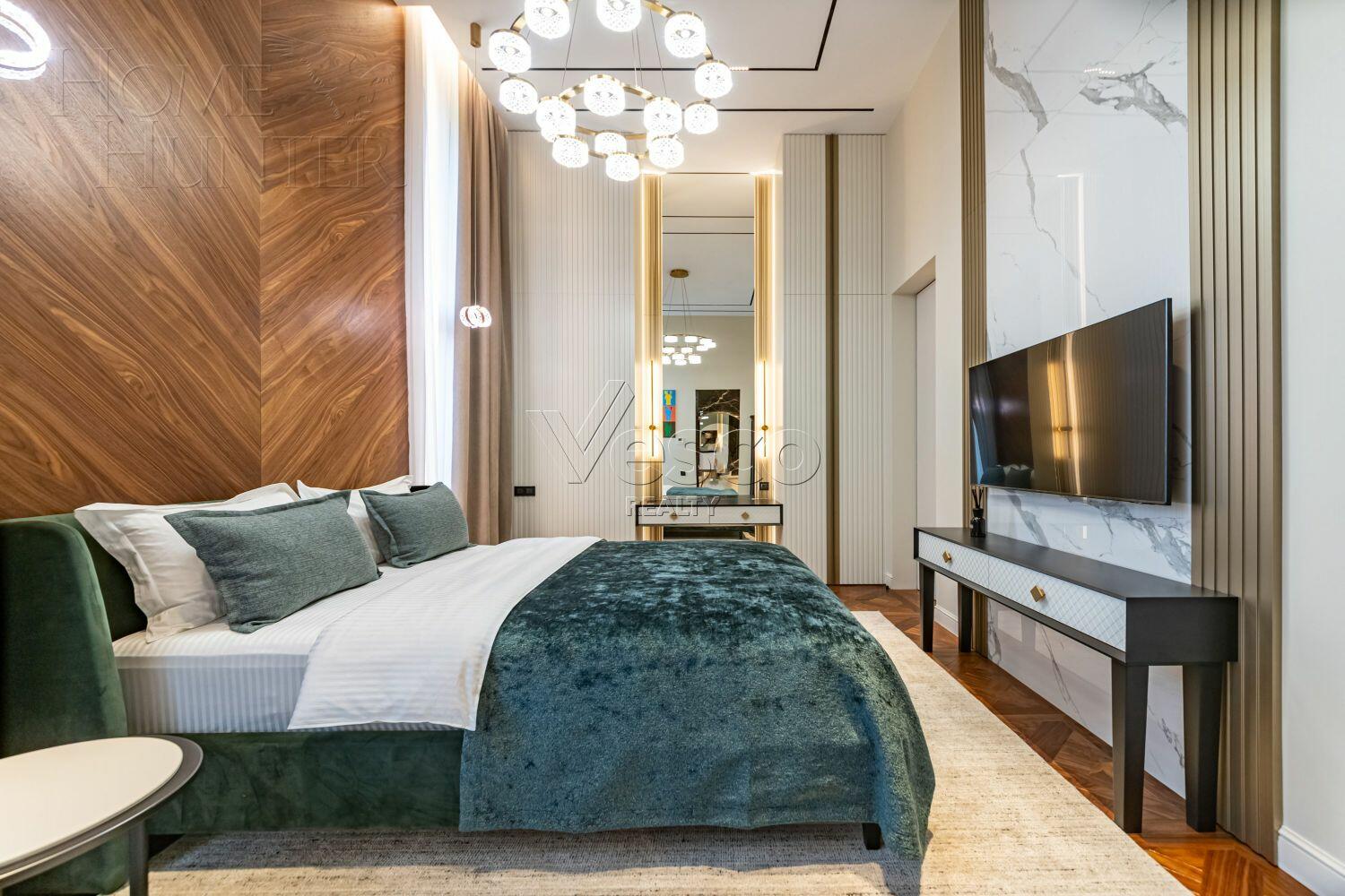 2-этажный коттедж 1 250 м² с отделкой