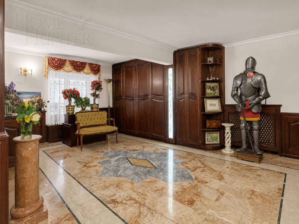 4-этажный коттедж 880 м² с отделкой