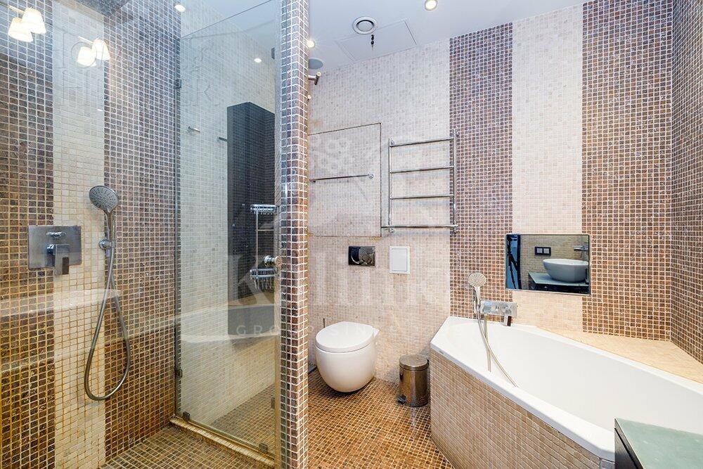 4-КОМН. КВАРТИРА С ОТДЕЛКОЙ 138 М² НА 4 ЭТАЖЕ