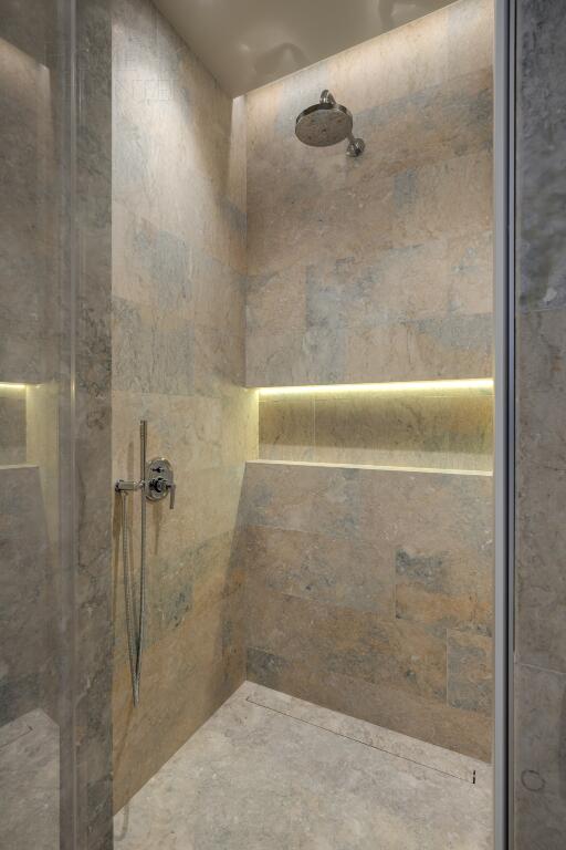 2-этажный коттедж 800 м² с отделкой
