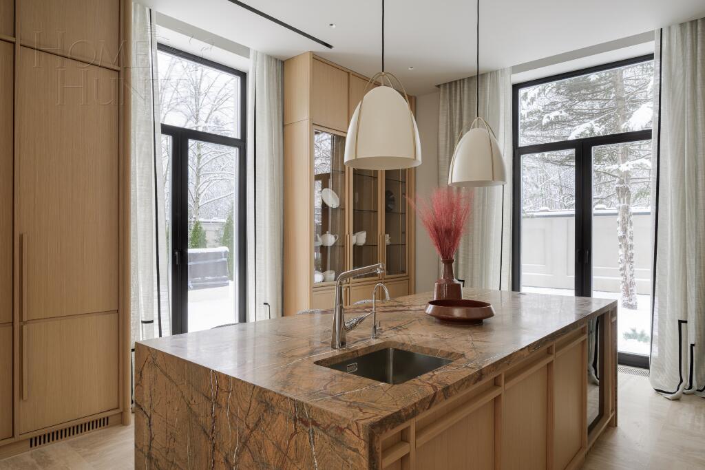 2-этажный коттедж 800 м² с отделкой