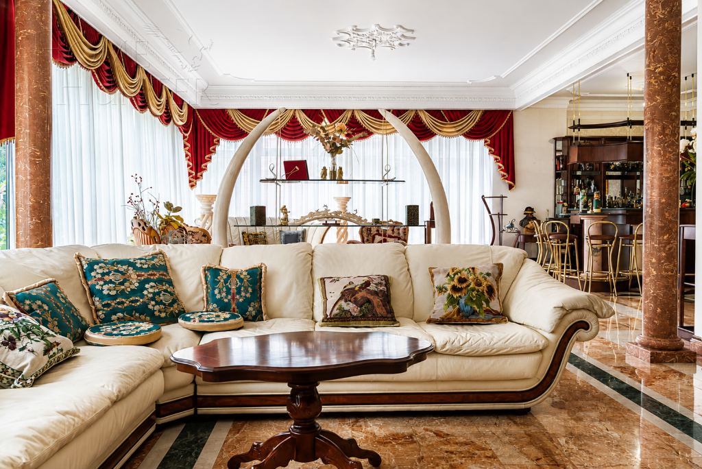 4-этажный коттедж 880 м² с отделкой