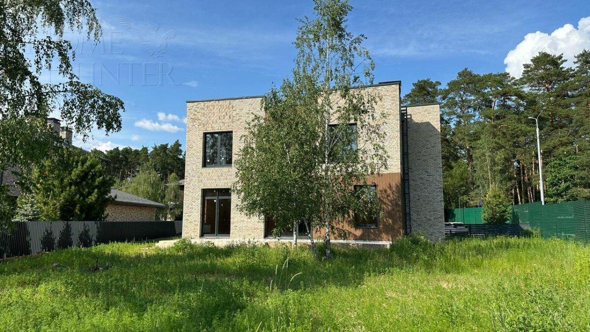 2-этажный коттедж 268 м² без отделки