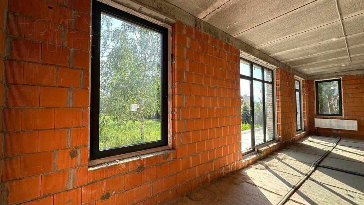 2-этажный коттедж 268 м² без отделки
