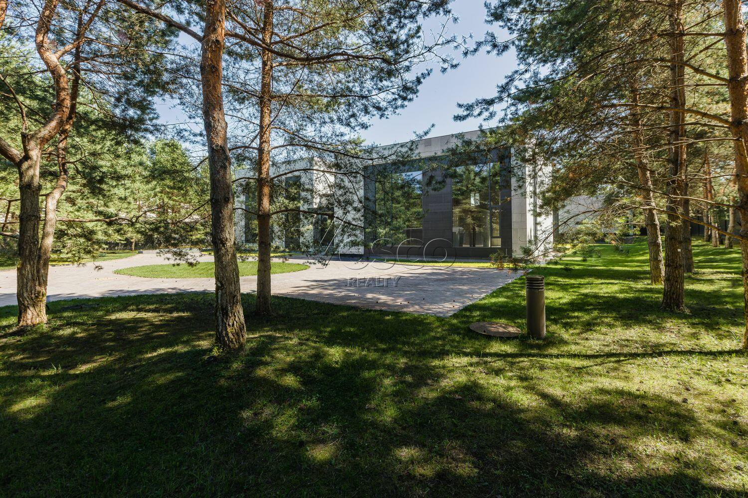 2-этажный коттедж 2 087 м² без отделки