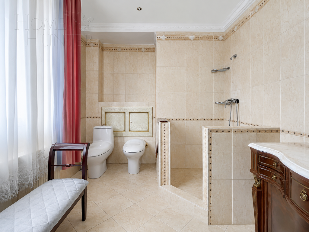 4-этажный коттедж 880 м² с отделкой