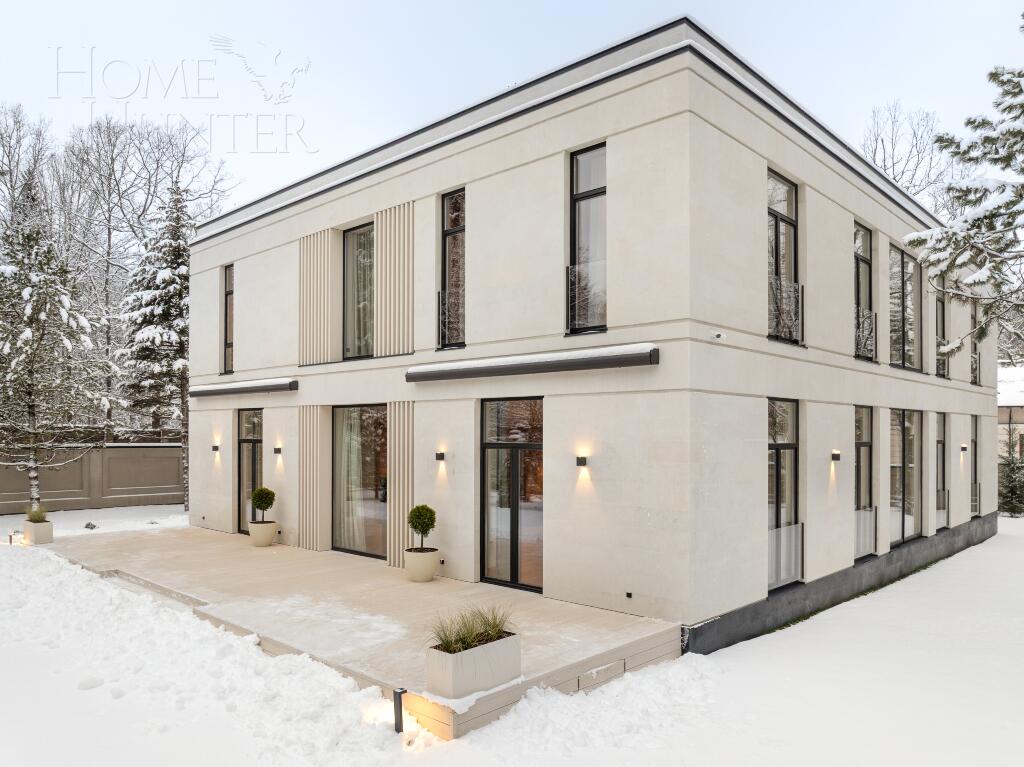 2-этажный коттедж 800 м² с отделкой
