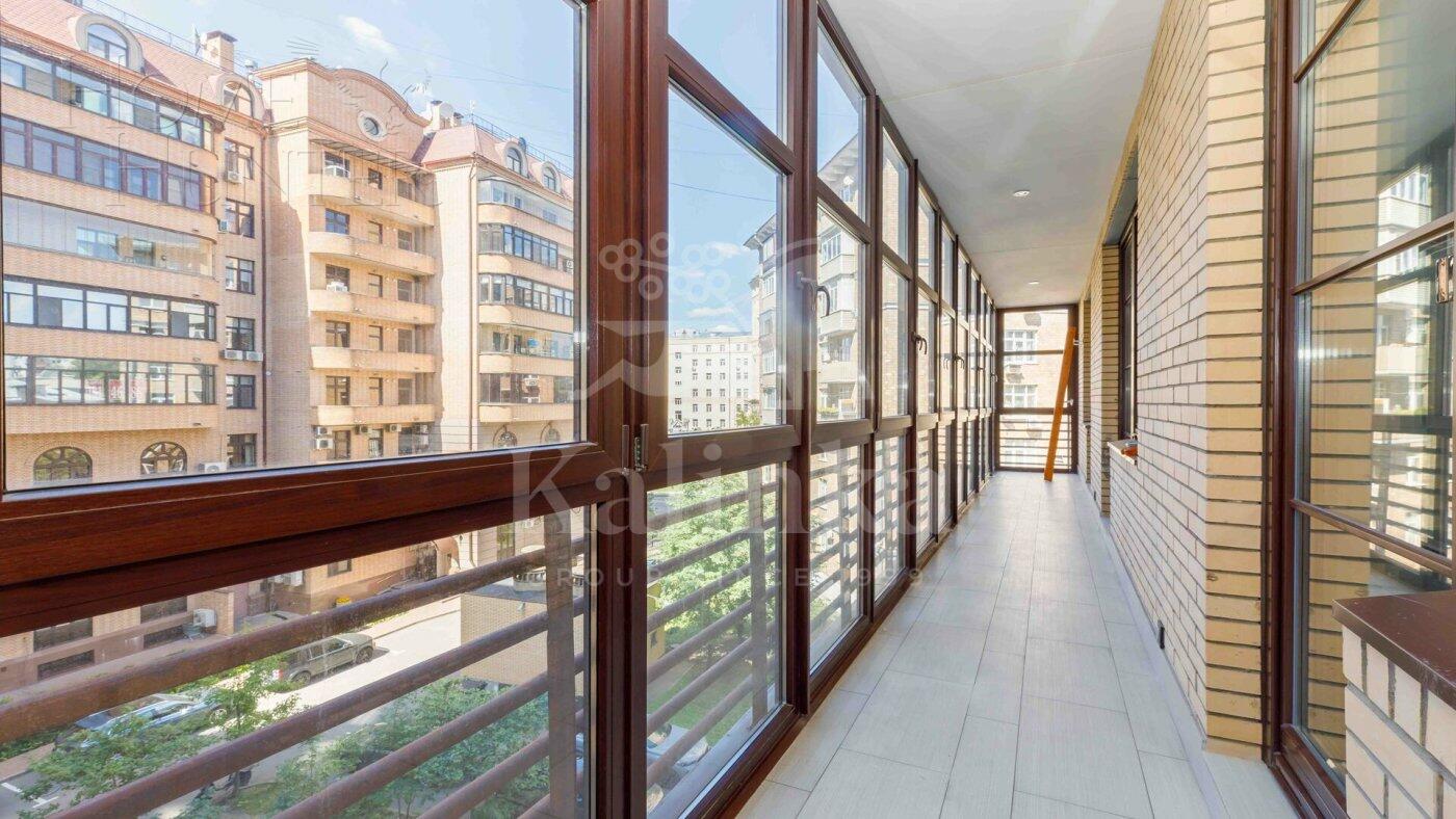 4-КОМН. КВАРТИРА С ОТДЕЛКОЙ 138 М² НА 4 ЭТАЖЕ