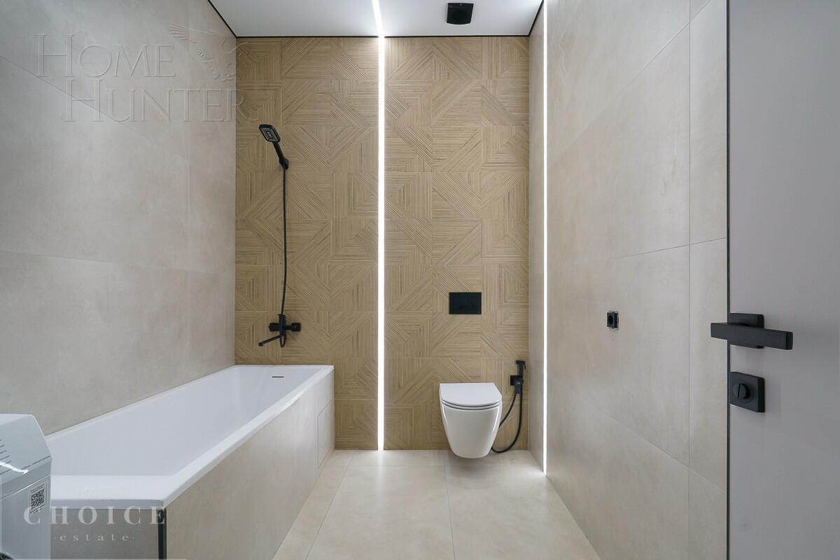 3-этажный таунхаус 168.6 м² с отделкой