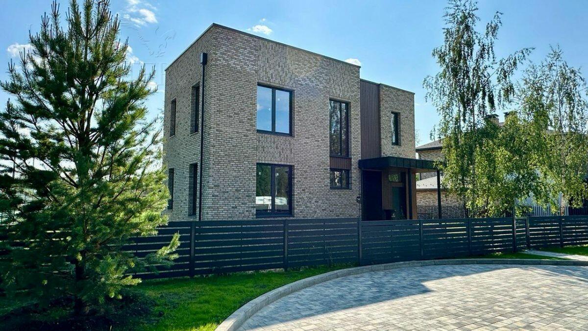 2-этажный коттедж 268 м² без отделки