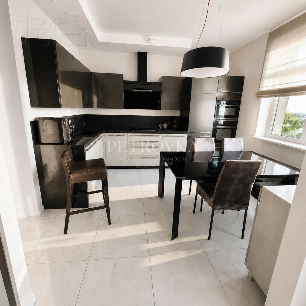 5-КОМН. КВАРТИРА С ОТДЕЛКОЙ 218.9 М² НА 38 ЭТАЖЕ