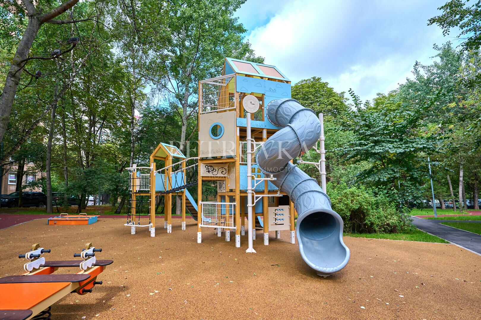 4-КОМН. КВАРТИРА С ОТДЕЛКОЙ 148.3 М² НА 24 ЭТАЖЕ