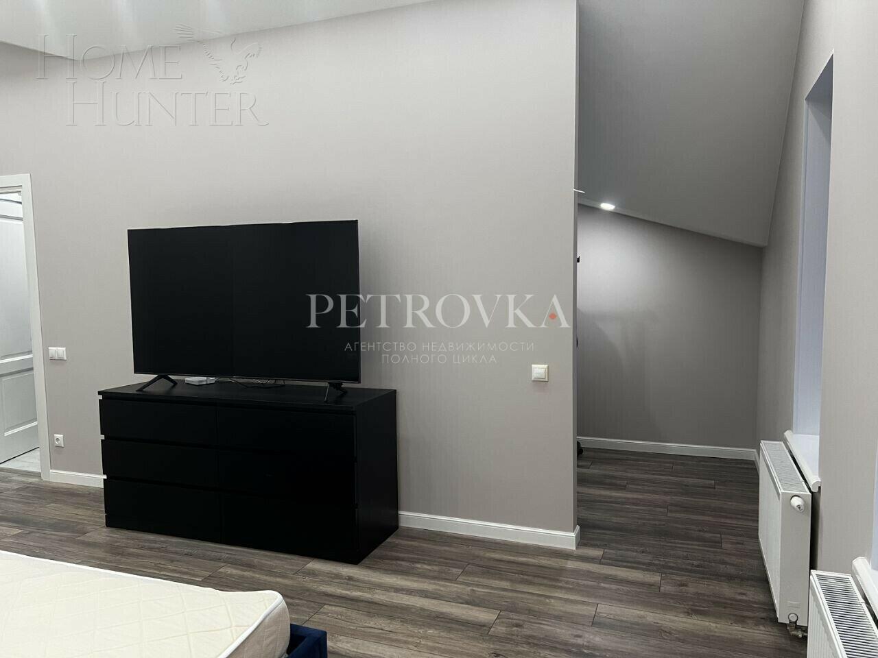 3-этажный таунхаус 120 м² с отделкой