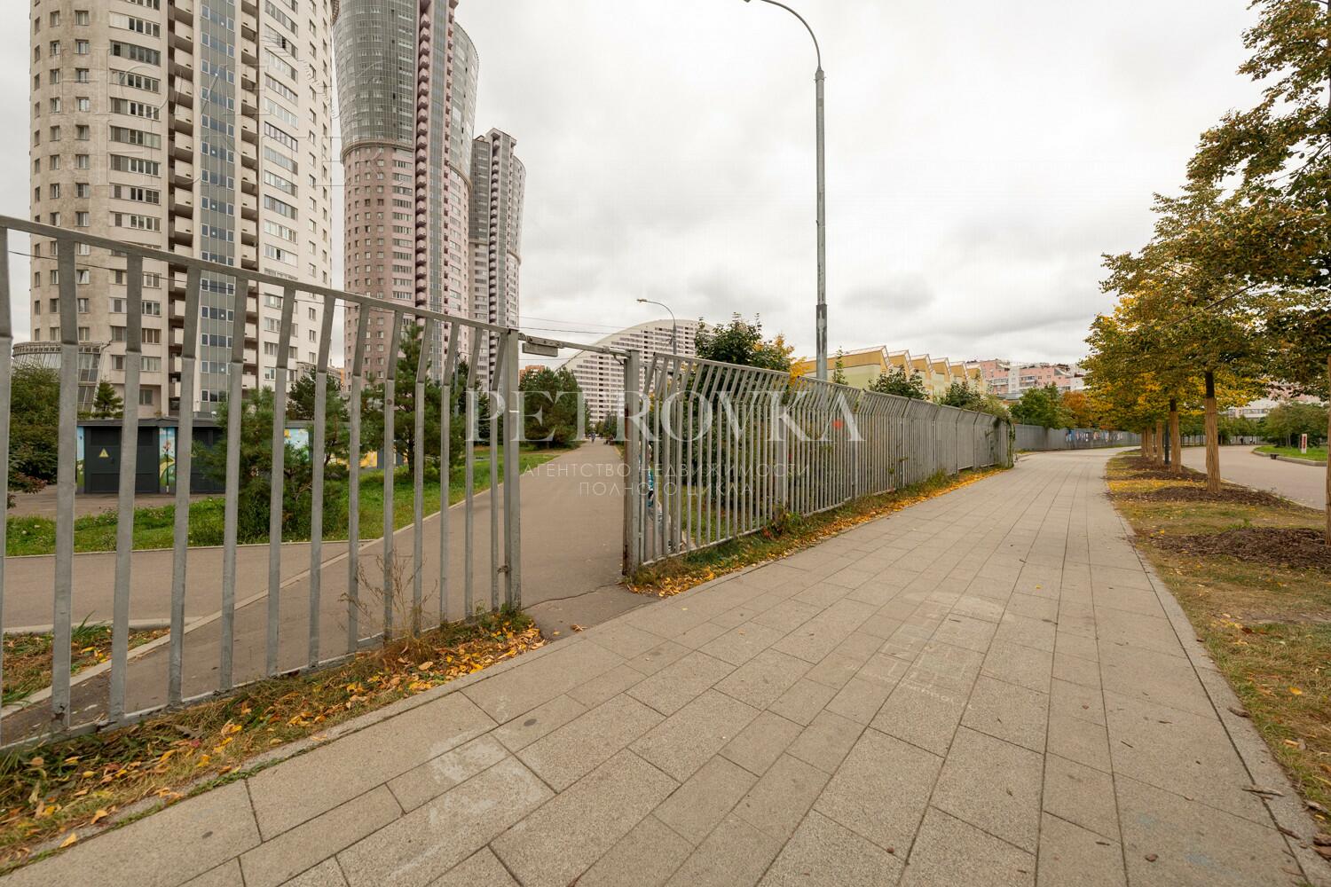 4-КОМН. КВАРТИРА С ОТДЕЛКОЙ 147 М² НА 28 ЭТАЖЕ