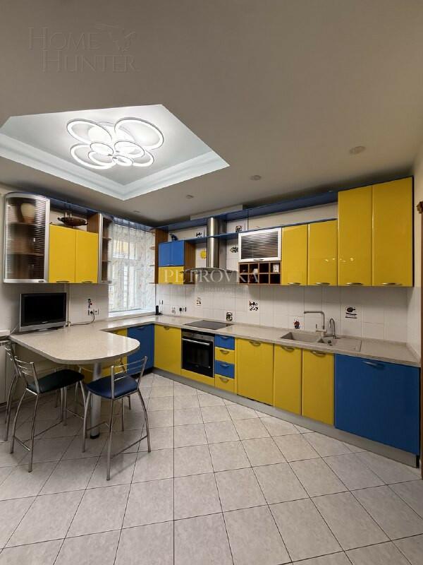 5-КОМН. КВАРТИРА С ОТДЕЛКОЙ 187 М² НА 3 ЭТАЖЕ