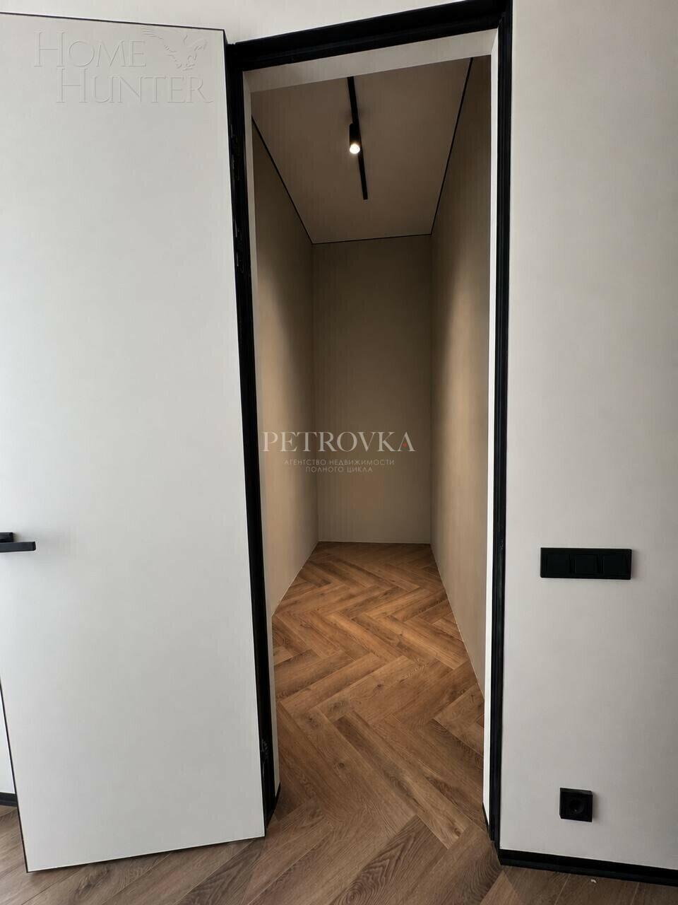 3-этажный таунхаус 168.6 м² с отделкой
